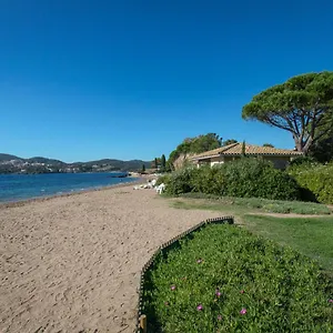 residence-agathos-un-jardin-sur-la-plage.fr-provencehotel.com/