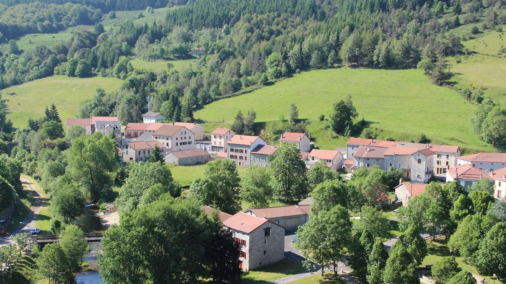 Les Cevennes Hotel Saint-Cirgues-en-Montagne France