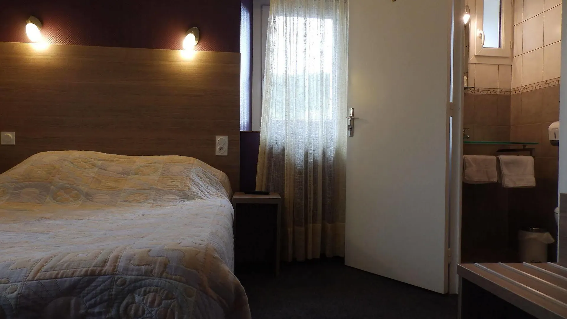 Les Cevennes Hotel Saint-Cirgues-en-Montagne 2*,